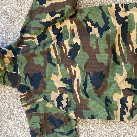 Crooks & Castles Camo Hooded Jacket - Picture 5 of 5